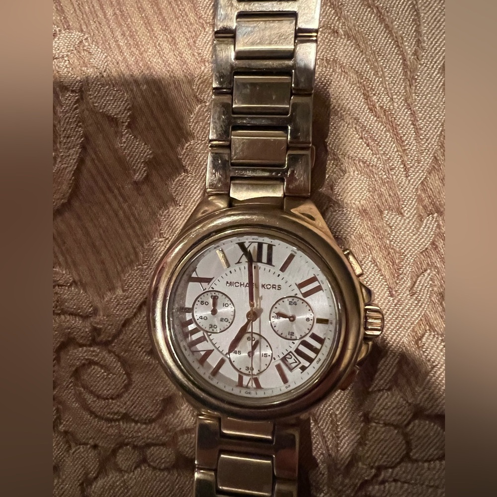 Michael Kors Gold Watch 5635 - Picture 6 of 7